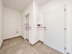 Pronájem bytu 1+kk, Jindřichův Hradec - Jindřichův Hradec II, Nádražní, 43 m2
