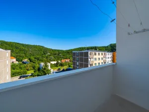 Prodej bytu 2+1, Roztoky, 52 m2