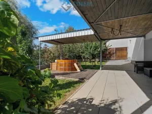 Prodej chalupy, Borovany, 181 m2