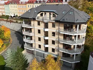 Prodej bytu 4+1, Karlovy Vary, Tylova, 182 m2