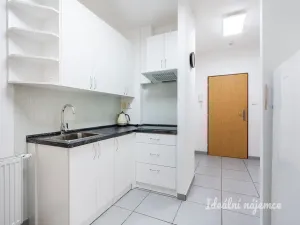 Pronájem bytu 2+kk, Praha - Suchdol, Brandejsovo náměstí, 54 m2