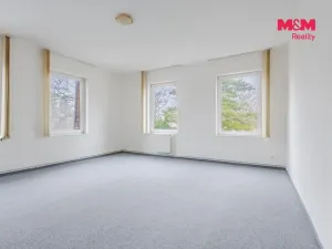 Pronájem bytu 3+1, Nový Bor, Tržní náměstí, 85 m2