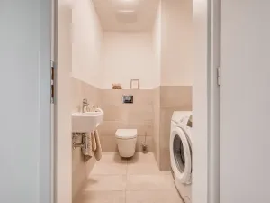 Pronájem bytu 2+kk, Praha - Vysočany, Hindlova, 56 m2