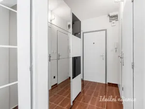 Pronájem bytu 2+kk, Praha - Ruzyně, Ciolkovského, 41 m2