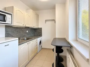Pronájem bytu 1+kk, Praha - Troja, Vřesová, 26 m2