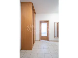Prodej bytu 2+kk, Praha - Motol, Kudrnova, 63 m2