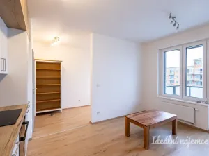 Pronájem bytu 1+kk, Praha - Hostivař, Arnošta Staňka, 35 m2