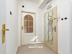 Pronájem bytu 2+1, Ostrava, Alžírská, 52 m2