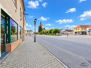 Prodej činžovního domu, Chlumec nad Cidlinou, Klicperovo náměstí, 262 m2