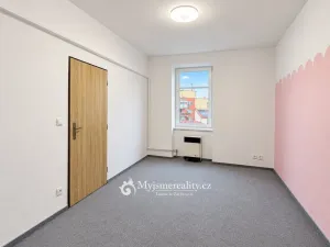 Pronájem bytu 2+1, Znojmo, Alšova, 60 m2