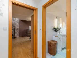 Pronájem atypického bytu, Praha - Záběhlice, Jabloňová, 50 m2