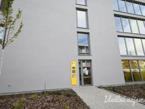Pronájem bytu 1+kk, Brno - Maloměřice, Pod Kavkami, 27 m2