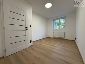 Prodej bytu 3+1, Meziboří, Májová, 51 m2