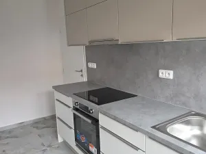 Prodej bytu 2+1, Blansko, Stařeckého, 64 m2