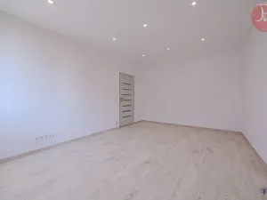 Prodej bytu 1+1, Ostrava, Evžena Rošického, 35 m2