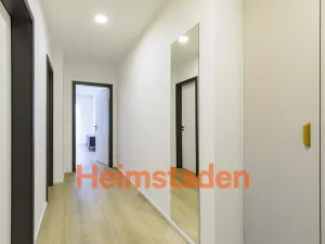 Pronájem bytu 2+kk, Praha - Holešovice, U Pergamenky, 57 m2