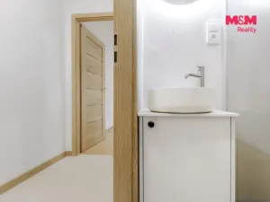 Prodej bytu 2+kk, Třinec - Lyžbice, Seifertova, 30 m2