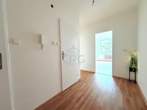 Prodej bytu 2+kk, Libčice nad Vltavou, Pod Saharou, 45 m2