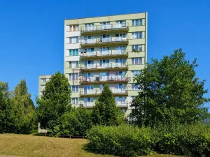 Pronájem bytu 2+kk, Jindřichův Hradec - Jindřichův Hradec III, sídliště Vajgar, 31 m2