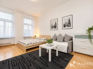 Prodej ubytování, Praha - Smíchov, Plzeňská, 70 m2