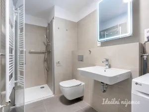 Pronájem bytu 2+kk, Praha - Dolní Chabry, K Beranovu, 50 m2