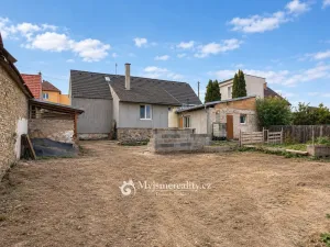 Prodej rodinného domu, Žerůtky, 193 m2