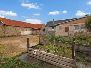 Prodej rodinného domu, Žerůtky, 193 m2