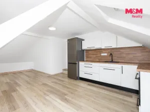 Pronájem bytu 3+kk, Pardubice, Zelenobranská, 99 m2