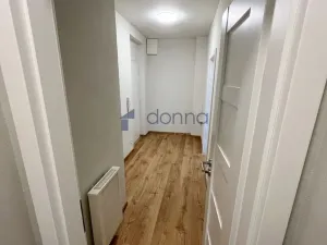 Pronájem bytu 2+kk, Praha, U vysočanského pivovaru, 40 m2