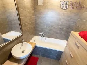 Pronájem bytu 2+1, Tábor, Sezimova, 58 m2