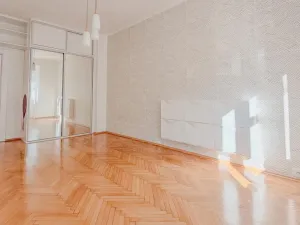 Pronájem bytu 2+kk, Praha - Žižkov, Jeseniova, 50 m2
