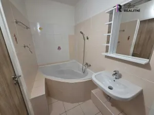 Prodej bytu 2+1, Šumperk, Bří. Čapků, 52 m2