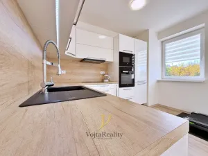 Pronájem bytu 2+kk, Olomouc, Edvarda Beneše, 58 m2