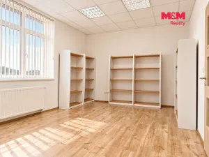 Pronájem kanceláře, Úvaly, 208 m2