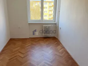 Pronájem bytu 4+1, Praha, Hrusická, 75 m2