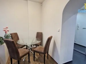 Pronájem bytu 2+kk, Praha - Vršovice, Moskevská, 46 m2