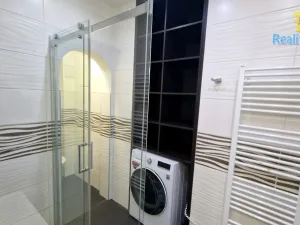 Pronájem bytu 2+kk, Praha - Vršovice, Moskevská, 46 m2