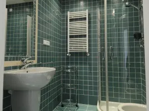 Pronájem bytu 4+1, Praha - Nové Město, Odborů, 100 m2