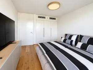 Pronájem bytu 3+kk, Praha - Smíchov, U Dívčích hradů, 123 m2