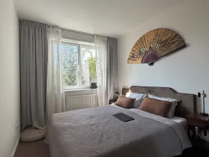 Pronájem bytu 2+kk, Praha - Řeporyje, Wiesenthalova, 84 m2