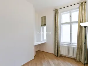 Pronájem bytu 4+kk, Praha - Nové Město, Odborů, 100 m2