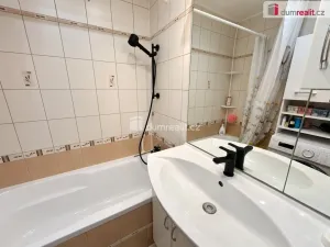 Prodej bytu 2+1, Chodov, Husova, 66 m2
