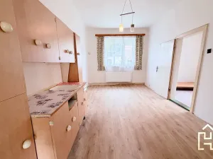 Prodej rodinného domu, Pohled, 70 m2