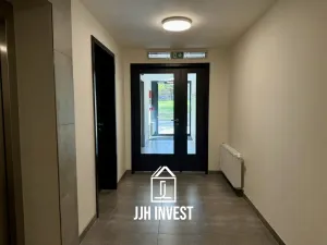 Pronájem skladu, Praha - Břevnov, Radimova, 27 m2