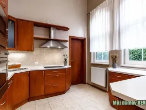 Pronájem vily, Praha - Písnice, Putimská, 1300 m2