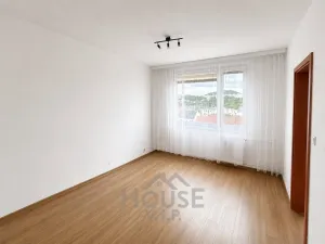 Pronájem bytu 2+kk, Teplice, Antala Staška, 37 m2