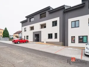 Prodej bytu 2+kk, Břasy, 47 m2