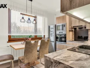 Prodej bytu 2+1, Třebíč - Nové Město, Modřínová, 56 m2