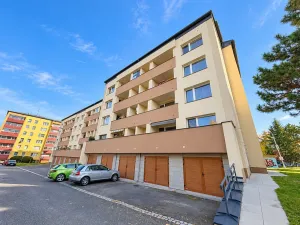 Pronájem bytu 3+1, Opava, Hradecká, 74 m2