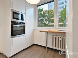 Prodej bytu 3+1, Praha - Hlubočepy, Renoirova, 71 m2